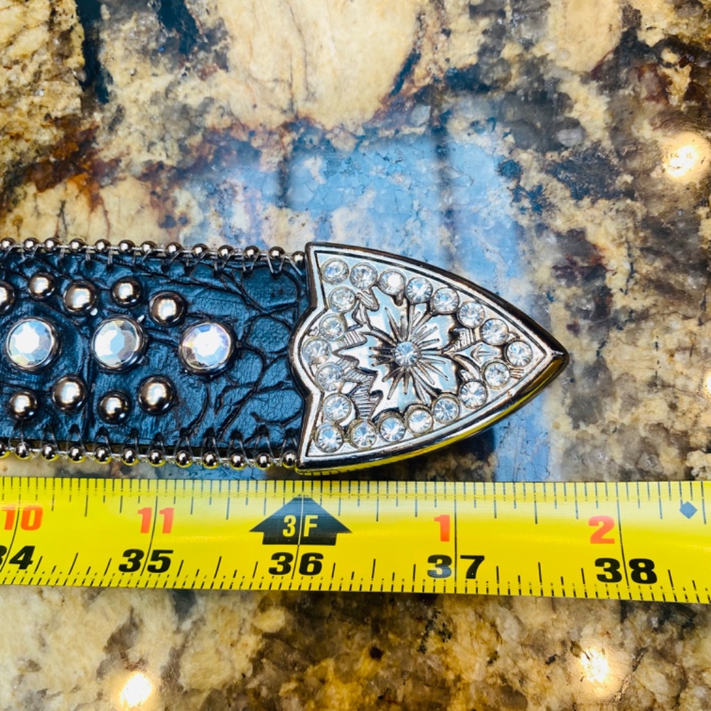 Women’s Rhinestone Belt - Picture 7 of 10